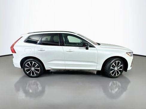 Used 2023 Volvo XC60 B5 Plus w/ Climate Package AWD/4WD image 8