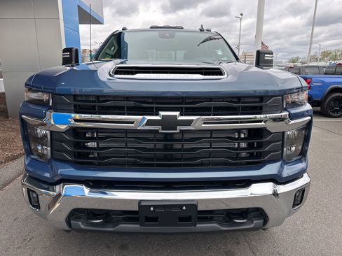 New 2026 Chevrolet Silverado 2500 LT AWD/4WD image 2