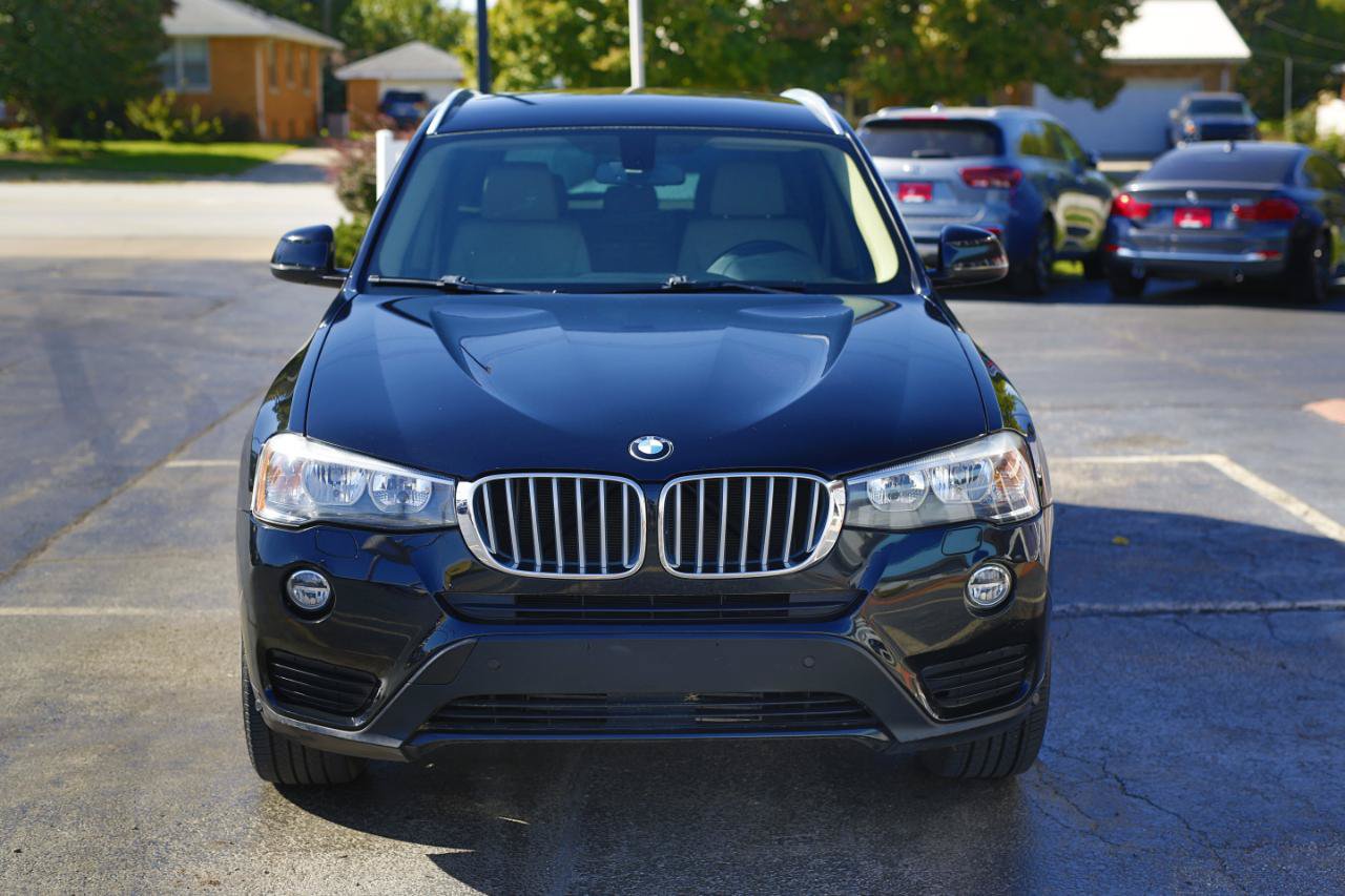 Used 2017 BMW X3 xDrive28i AWD/4WD image 2