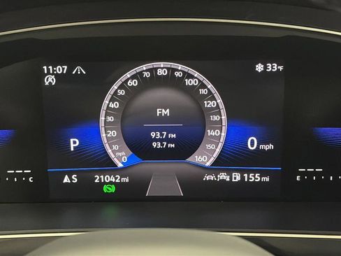 Used 2024 Volkswagen Tiguan SE R-Line image 17