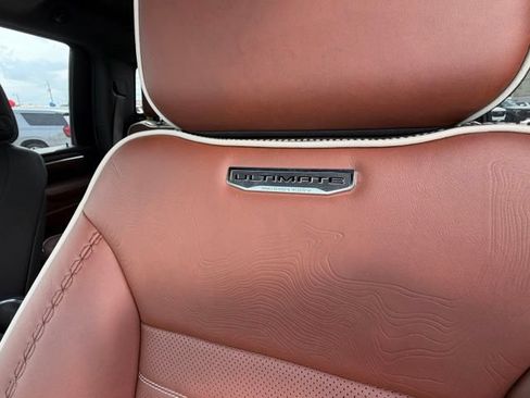 New 2026 GMC Sierra 2500 Denali Ultimate AWD/4WD image 8