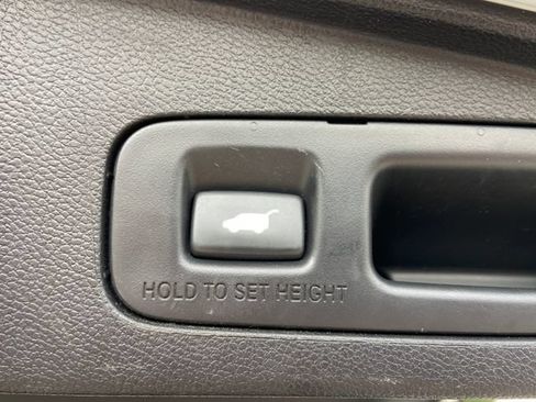 Used 2020 Honda CR-V Touring image 30