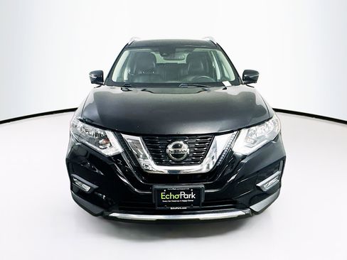 Used 2018 Nissan Rogue SL FWD image 2