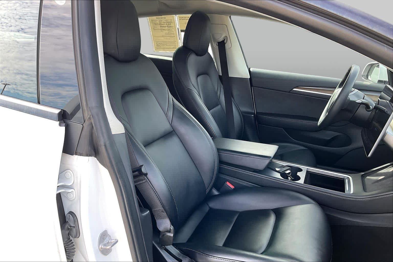 Used 2021 Tesla Model 3 Standard Range Plus RWD image 8