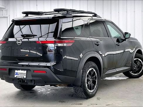 Used 2024 Nissan Pathfinder Rock Creek AWD/4WD image 12