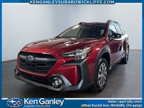 Certified 2025 Subaru Outback Premium AWD/4WD image 1