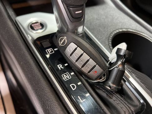 Used 2025 Nissan Altima 2.5 SV FWD image 28