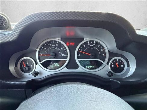 Used 2010 Jeep Wrangler Sahara w/ Dual Top Group AWD/4WD image 18