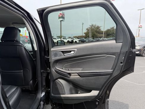 Used 2024 Ford Edge Titanium AWD/4WD image 22