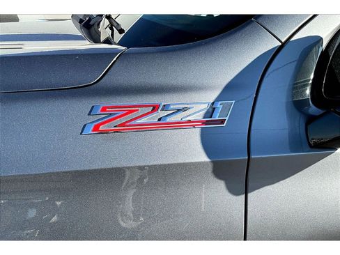 Used 2021 Chevrolet Tahoe Z71 w/ Z71 Off-Road Package image 9