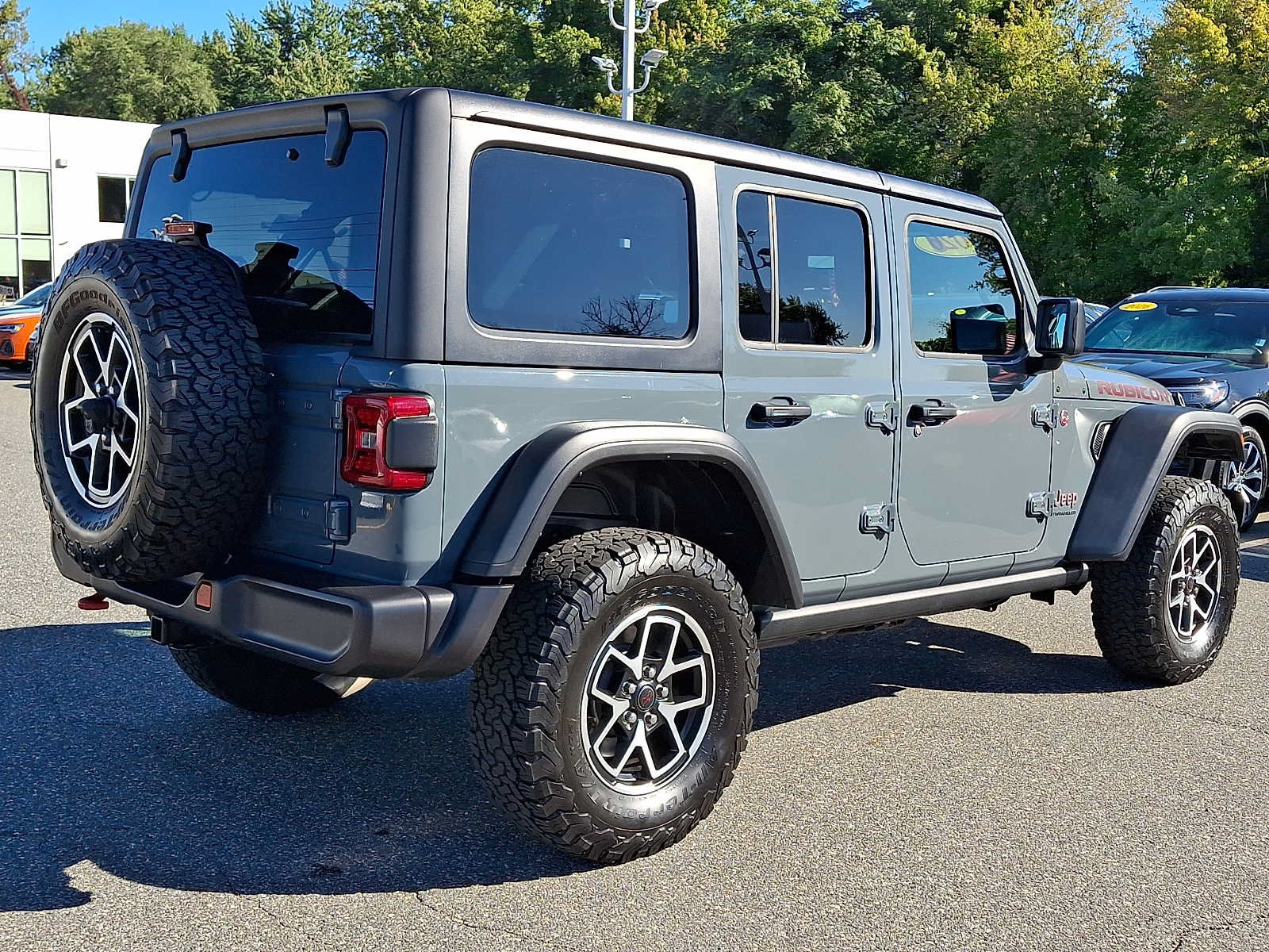 Used 2026 Jeep Wrangler Unlimited Rubicon AWD/4WD image 6