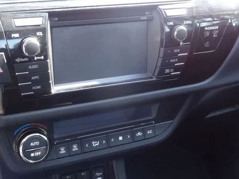Used 2016 Toyota Corolla S Premium FWD image 20