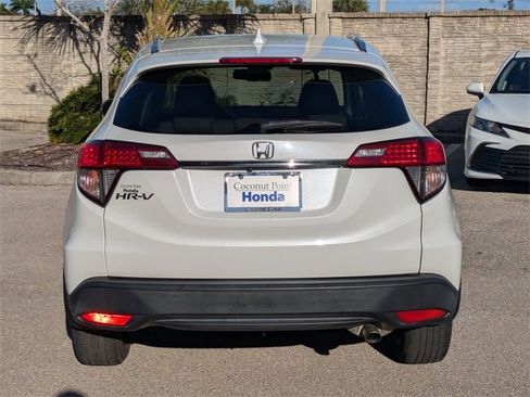 Certified 2022 Honda HR-V EX-L image 5