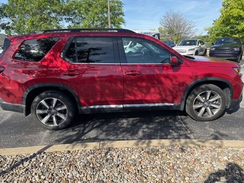 Used 2023 Honda Pilot Elite image 2