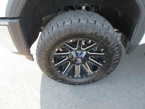 Certified 2025 GMC Sierra 2500 SLE w/ SLE Value Package; AWD/4WD image 16
