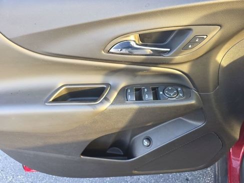 Certified 2024 Chevrolet Equinox LT w/ LPO, Floor Liner Package FWD image 13