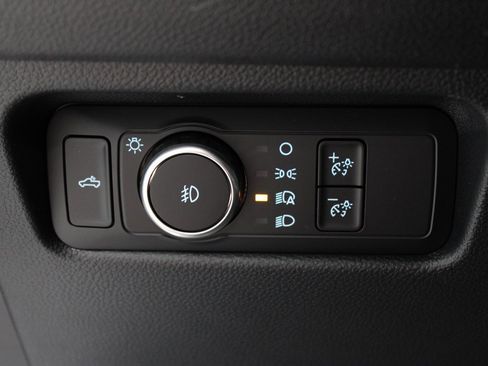 Certified 2025 Ford Ranger XLT w/ Equipment Group 301A High image 28