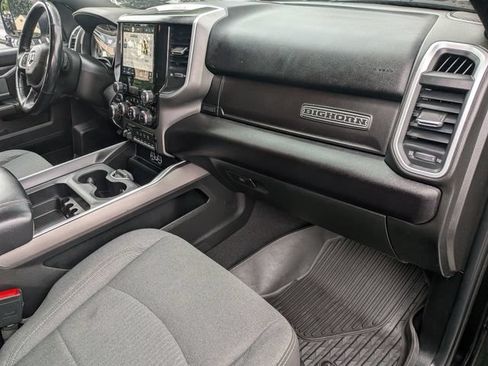 Used 2022 RAM 2500 Big Horn w/ Level C Equiment Group AWD/4WD image 32