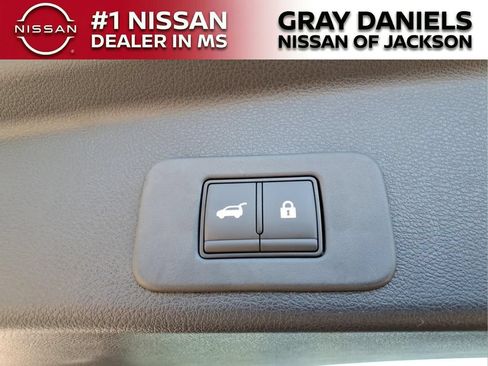 New 2026 Nissan Murano SL AWD/4WD image 9