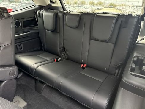 Certified 2025 Subaru Ascent Limited image 17