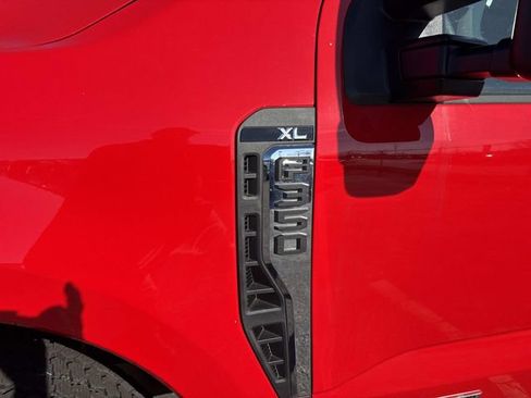 New 2025 Ford F350 XL w/ FX4 Off-Road Package AWD/4WD image 7
