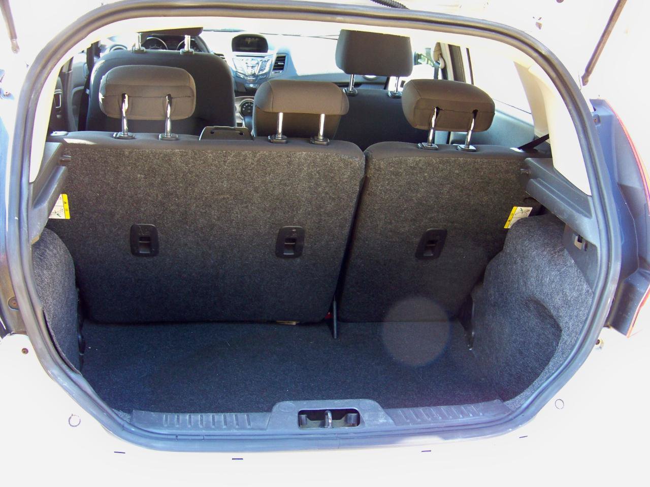 Used 2015 Ford Fiesta SE FWD image 18