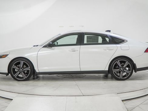 Used 2023 Honda Accord Sport image 6