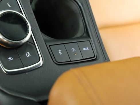 Used 2023 Cadillac XT4 Sport FWD image 28