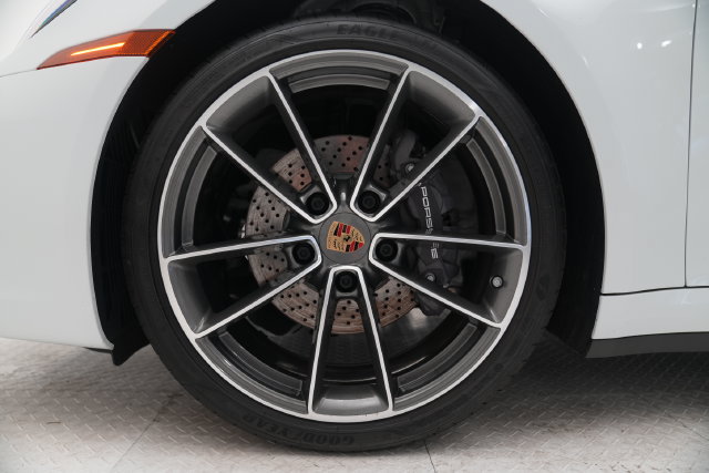 Certified 2023 Porsche 911 Carrera RWD image 9