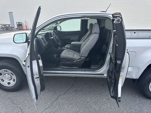 Used 2020 Chevrolet Colorado W/T image 10