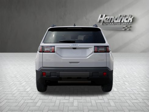 New 2026 Jeep Cherokee Laredo AWD/4WD image 6