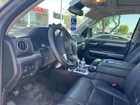 Used 2021 Toyota Tundra Platinum image 4