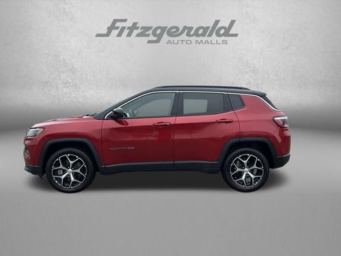 Used 2024 Jeep Compass Limited AWD/4WD image 8
