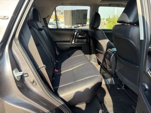 Used 2020 Toyota 4Runner TRD Off-Road Premium w/ Moonroof Package AWD/4WD image 20