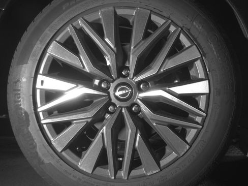 Used 2025 Nissan Altima 2.5 SV image 15