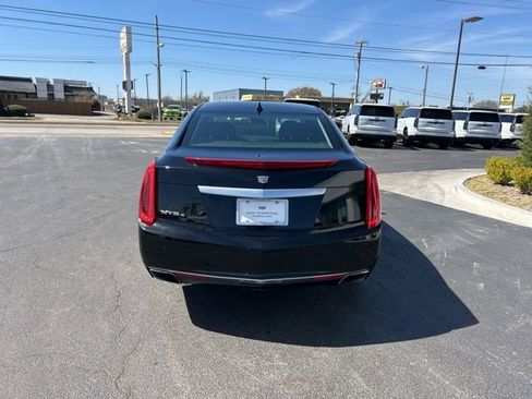 Used 2013 Cadillac XTS Luxury image 7