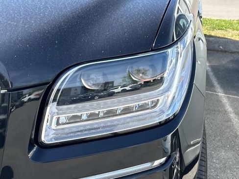 Used 2020 Lincoln Navigator L Reserve w/ Equipment Group 201A Reserve image 8