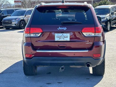 Used 2017 Jeep Grand Cherokee Limited image 4