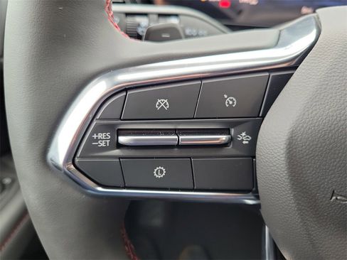 New 2026 Chevrolet Suburban RST image 5