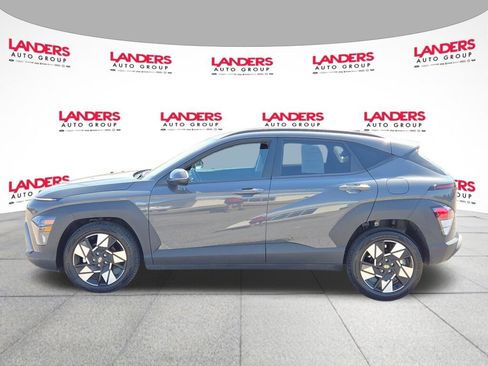Used 2025 Hyundai Kona SEL FWD image 6