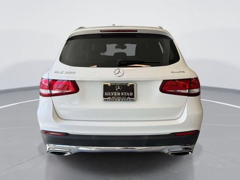 Used 2018 Mercedes-Benz GLC 300 4MATIC image 5