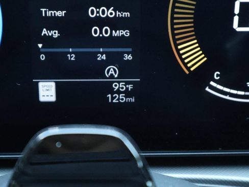 New 2026 Hyundai Santa Fe SEL image 32