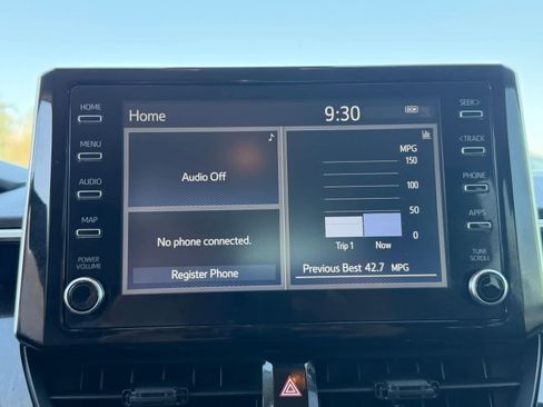 Used 2020 Toyota Corolla LE w/ Carpet Mat Package (TMS) FWD image 24