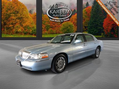 Used 2009 Lincoln Town Car Signature Limited