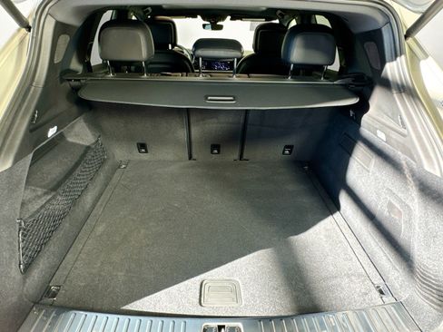 Used 2025 Porsche Cayenne image 22