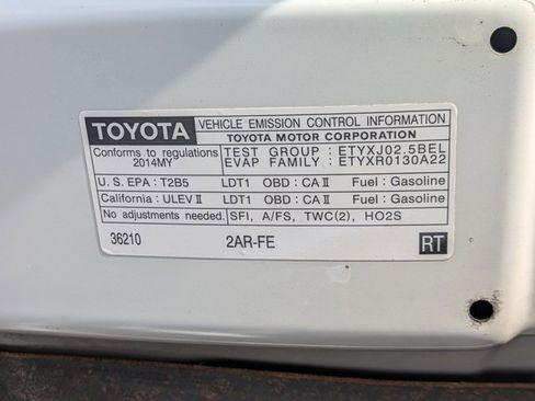 Used 2014 Toyota RAV4 LE image 23