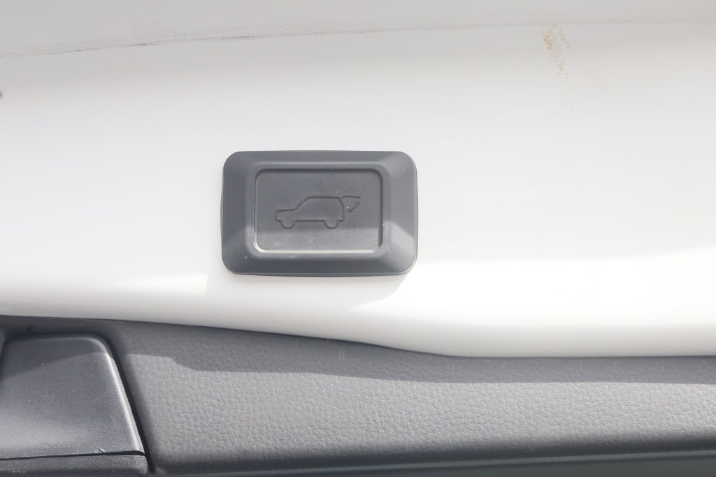 Used 2024 Toyota RAV4 XLE Premium w/ Weather Package AWD/4WD image 16