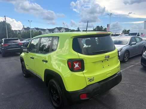 Used 2018 Jeep Renegade Sport w/ Power & Air Group AWD/4WD image 2