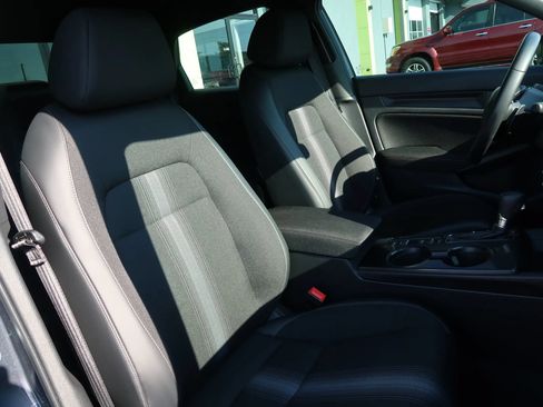 Used 2024 Honda Civic Sport image 25