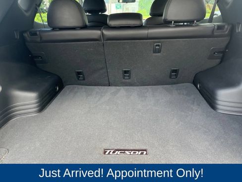 Used 2014 Hyundai Tucson SE AWD/4WD image 12